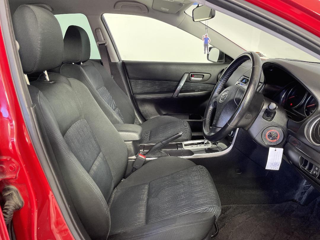 Photo '16' of Mazda Atenza Photo '16' of Mazda Atenza