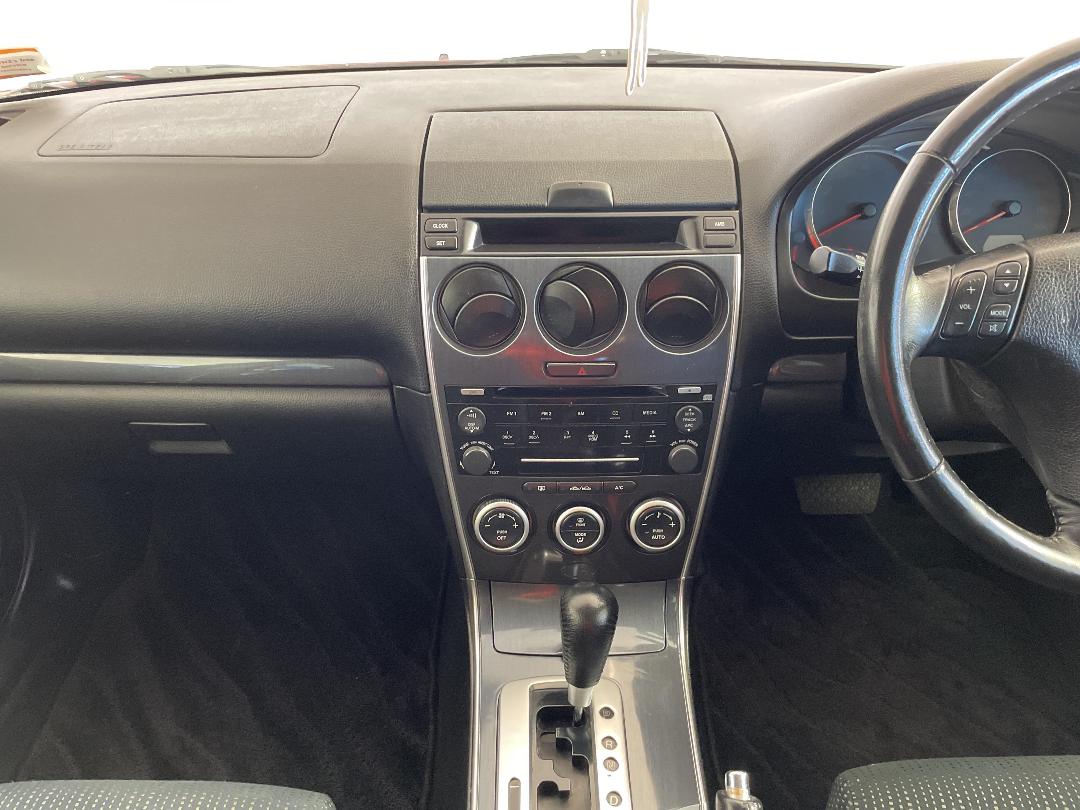 Photo '18' of Mazda Atenza Photo '18' of Mazda Atenza