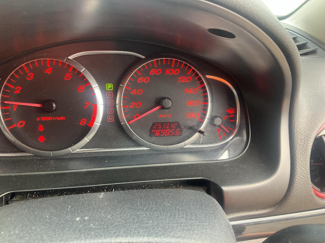 Photo '8' of Mazda Atenza