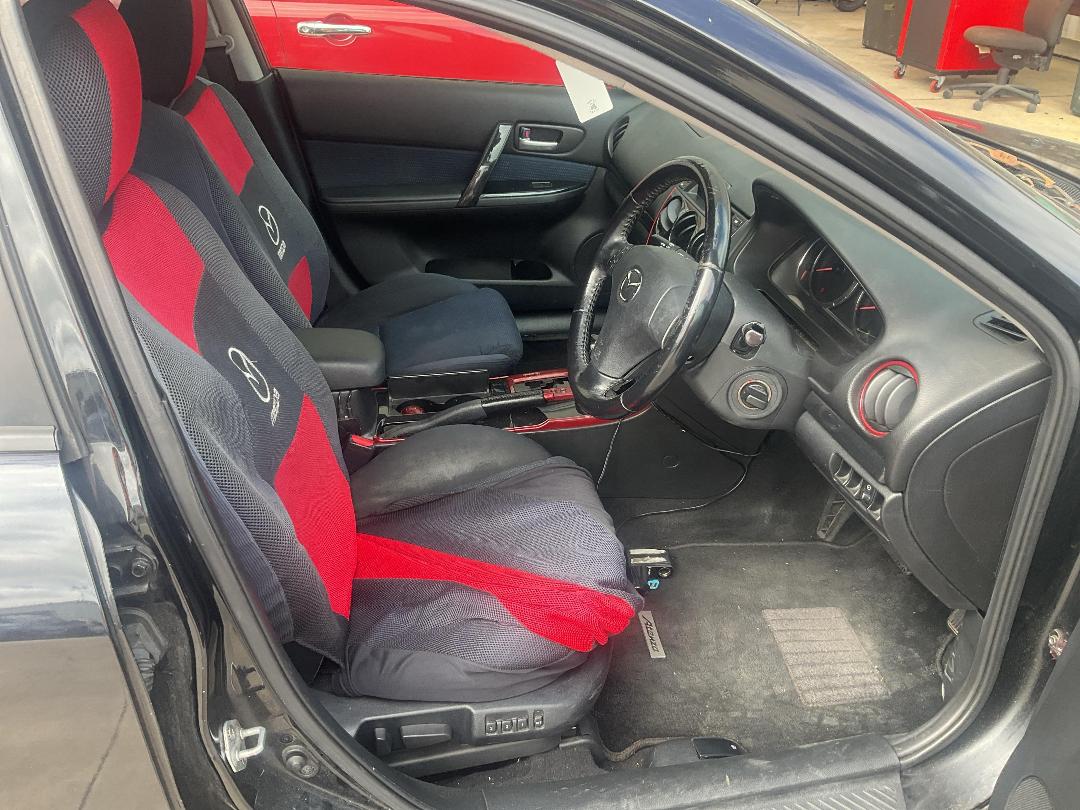 Photo '9' of Mazda Atenza