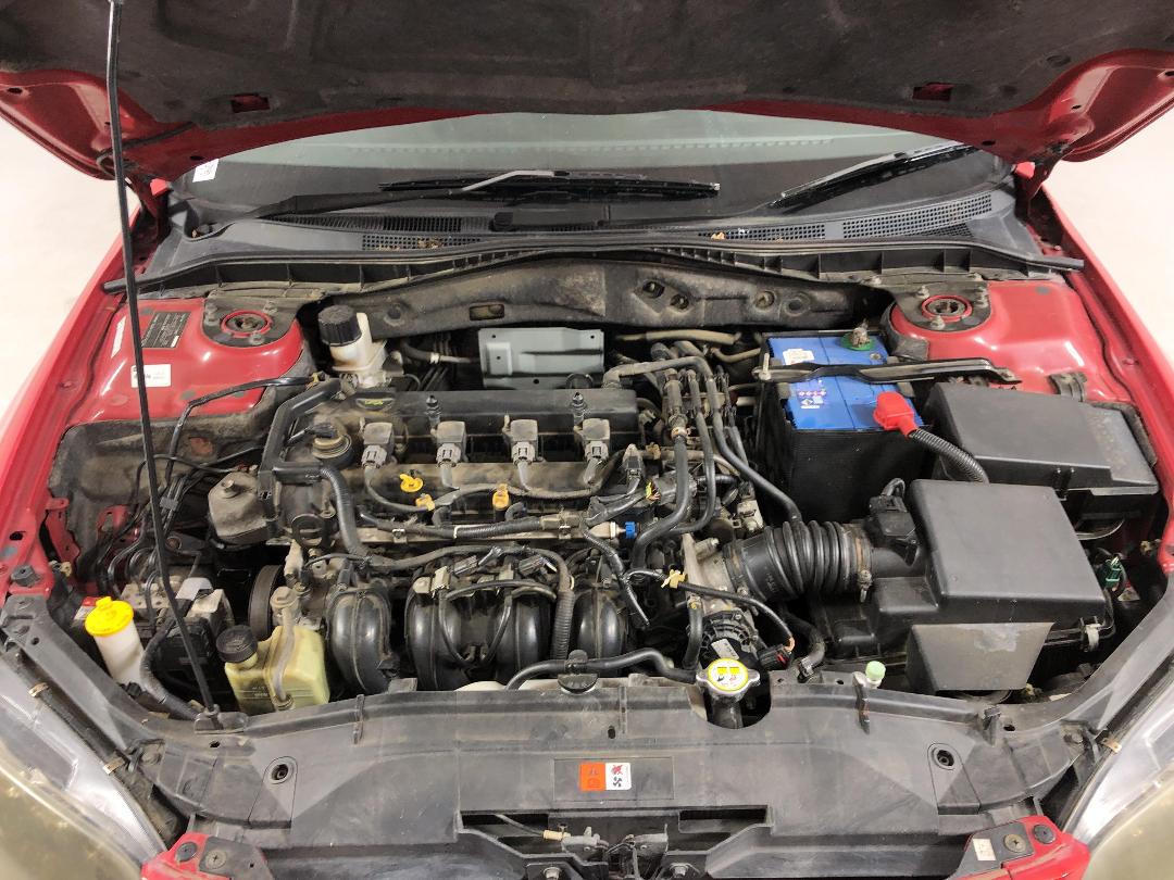 Photo '6' of Mazda Atenza