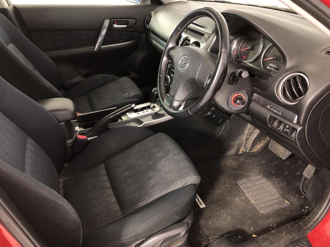 Photo '14' of Mazda Atenza