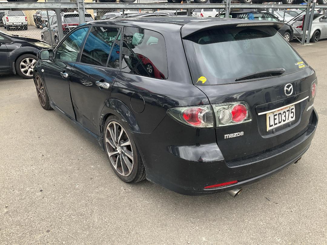 Photo '4' of Mazda Atenza Sport