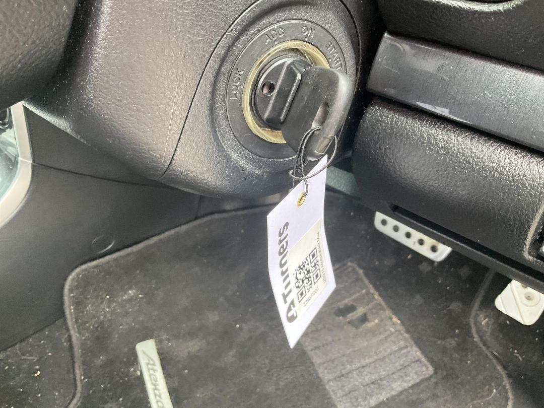 Photo '10' of Mazda Atenza Sport