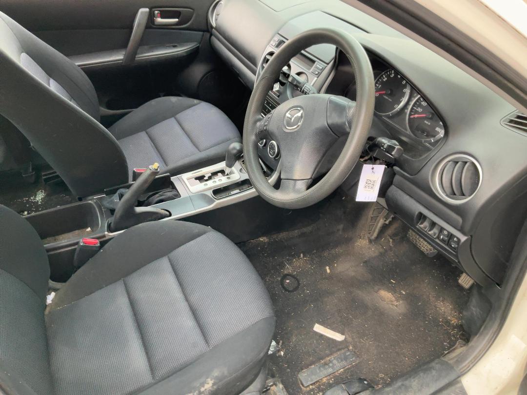 Photo '17' of Mazda Atenza