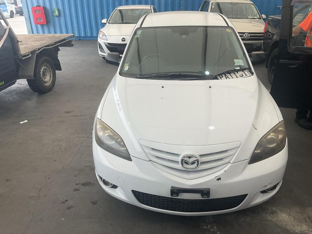 Photo '4' of Mazda Axela