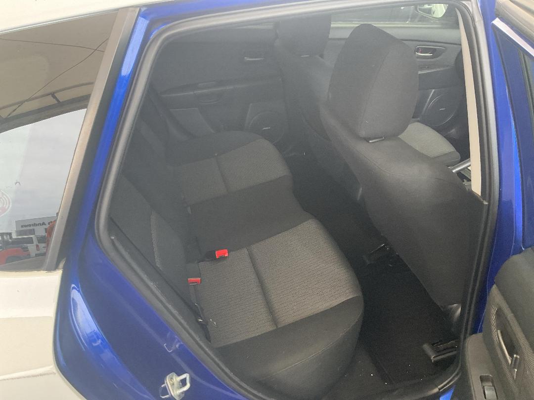 Photo '20' of Mazda Axela