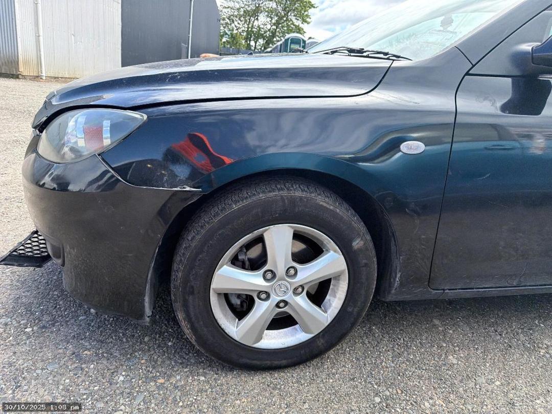 Photo '17' of Mazda Axela Photo '17' of Mazda Axela