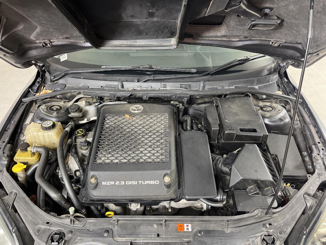 Photo '13' of Mazda Axela