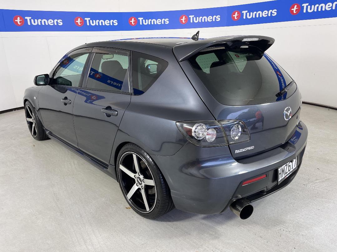 Photo '5' of Mazda Axela