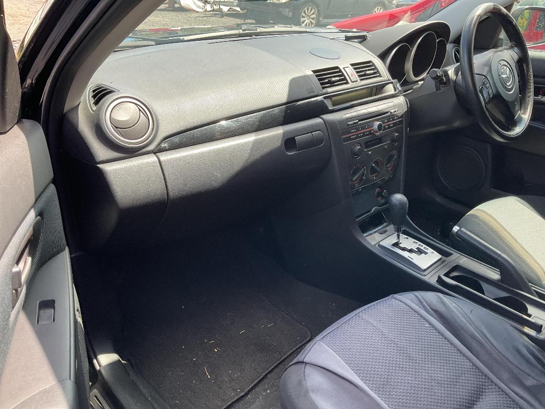 Photo '20' of Mazda Axela Photo '20' of Mazda Axela