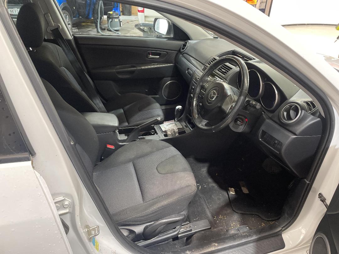 Photo '7' of Mazda Axela Photo '7' of Mazda Axela