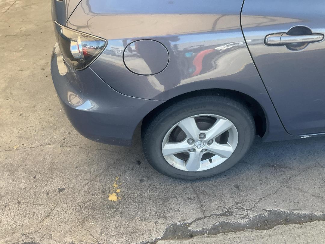 Photo '13' of Mazda Axela Photo '13' of Mazda Axela