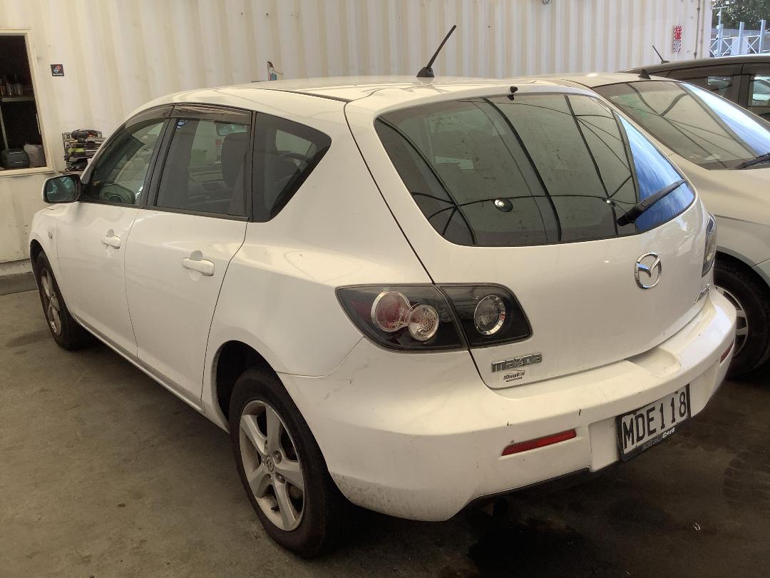 Photo '6' of Mazda Axela Photo '6' of Mazda Axela