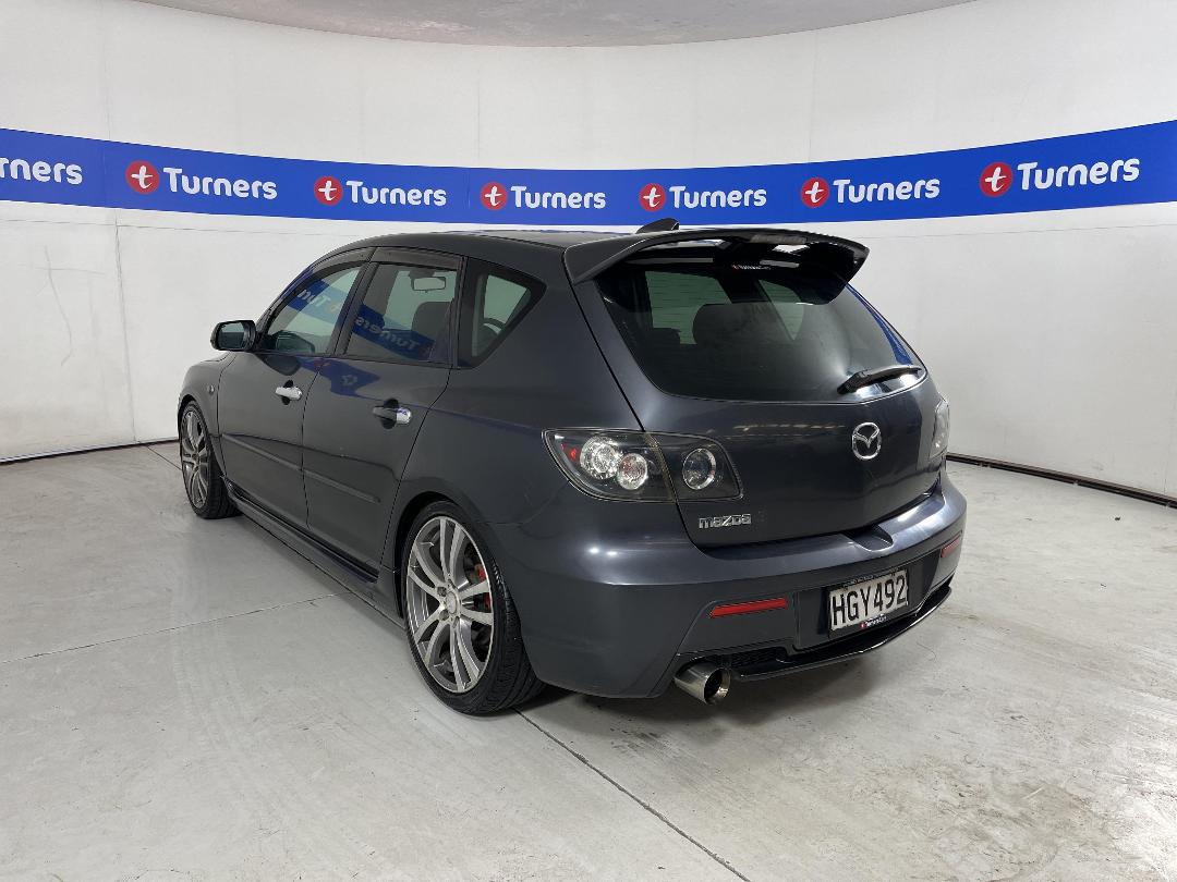 Photo '5' of Mazda Axela