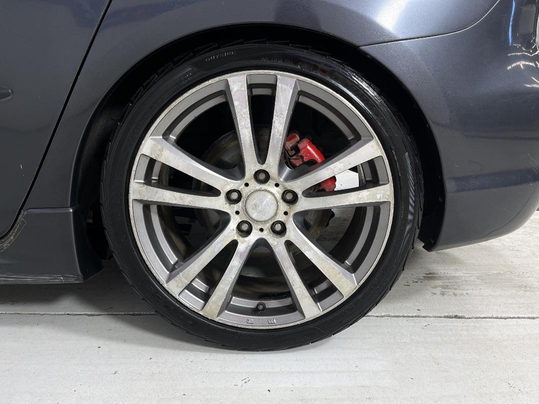 Photo '11' of Mazda Axela