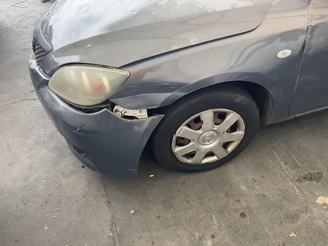 Photo '7' of Mazda Axela