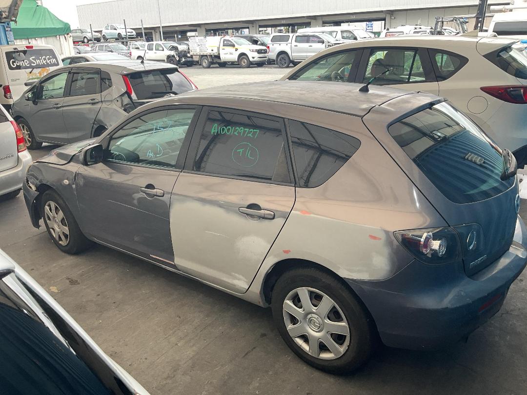 Photo '11' of Mazda Axela