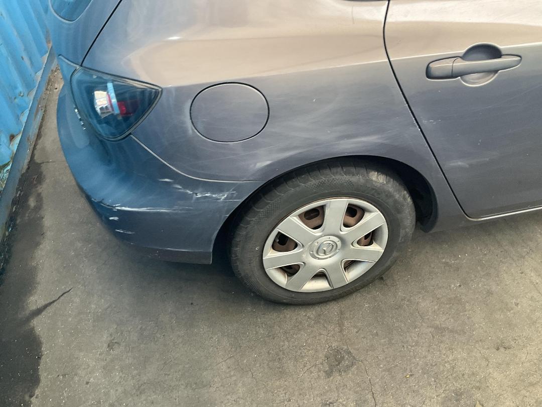 Photo '15' of Mazda Axela