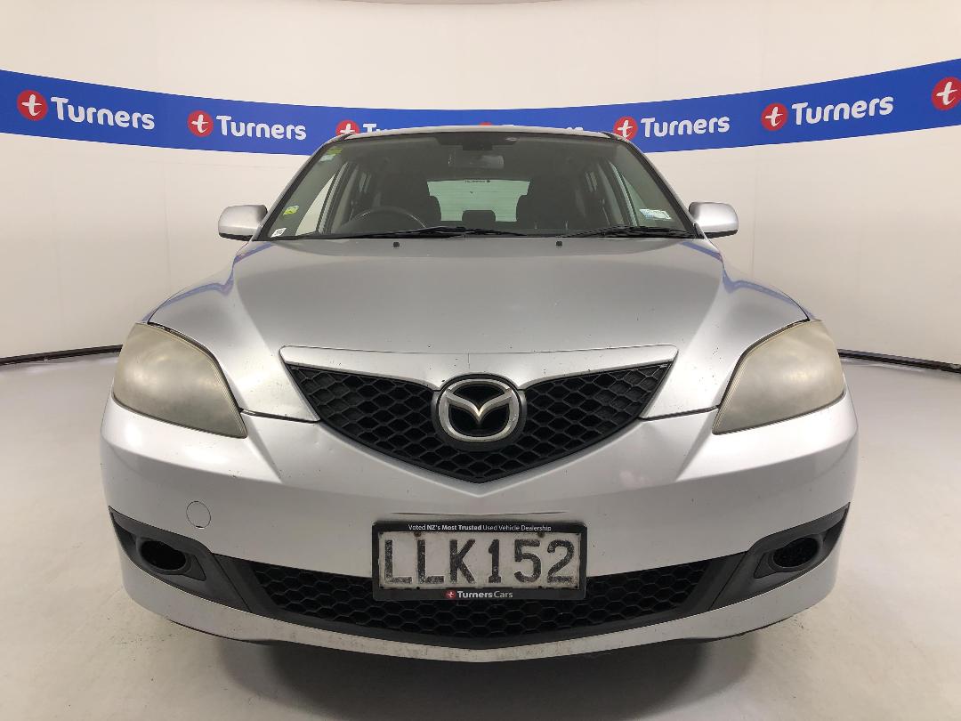 Photo '2' of Mazda Axela