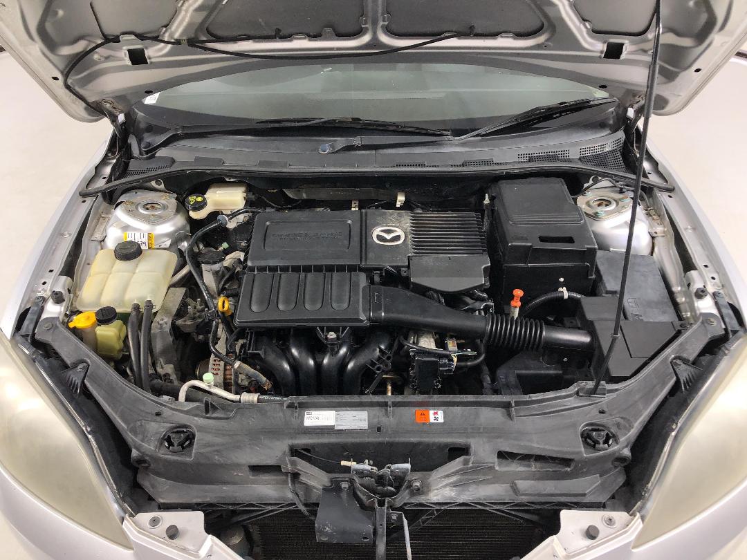 Photo '13' of Mazda Axela