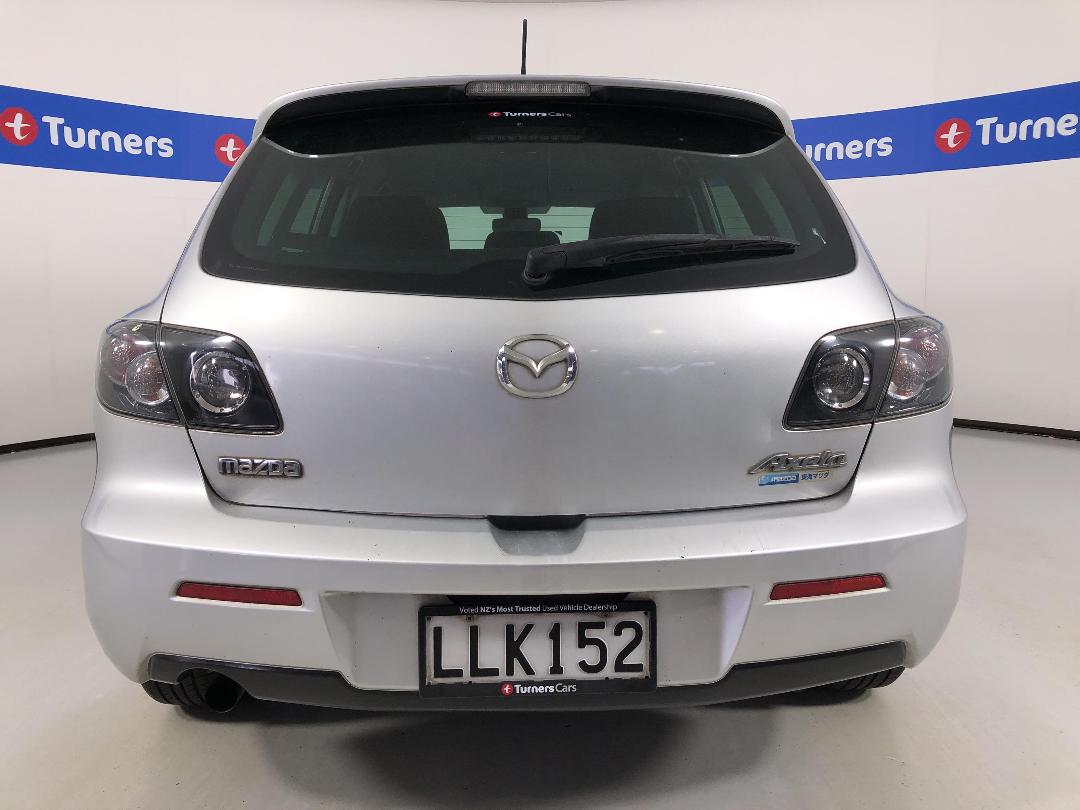 Photo '6' of Mazda Axela