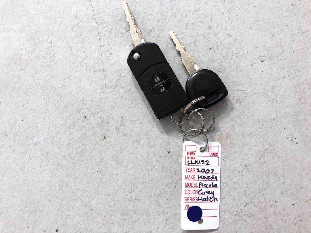 Photo '22' of Mazda Axela