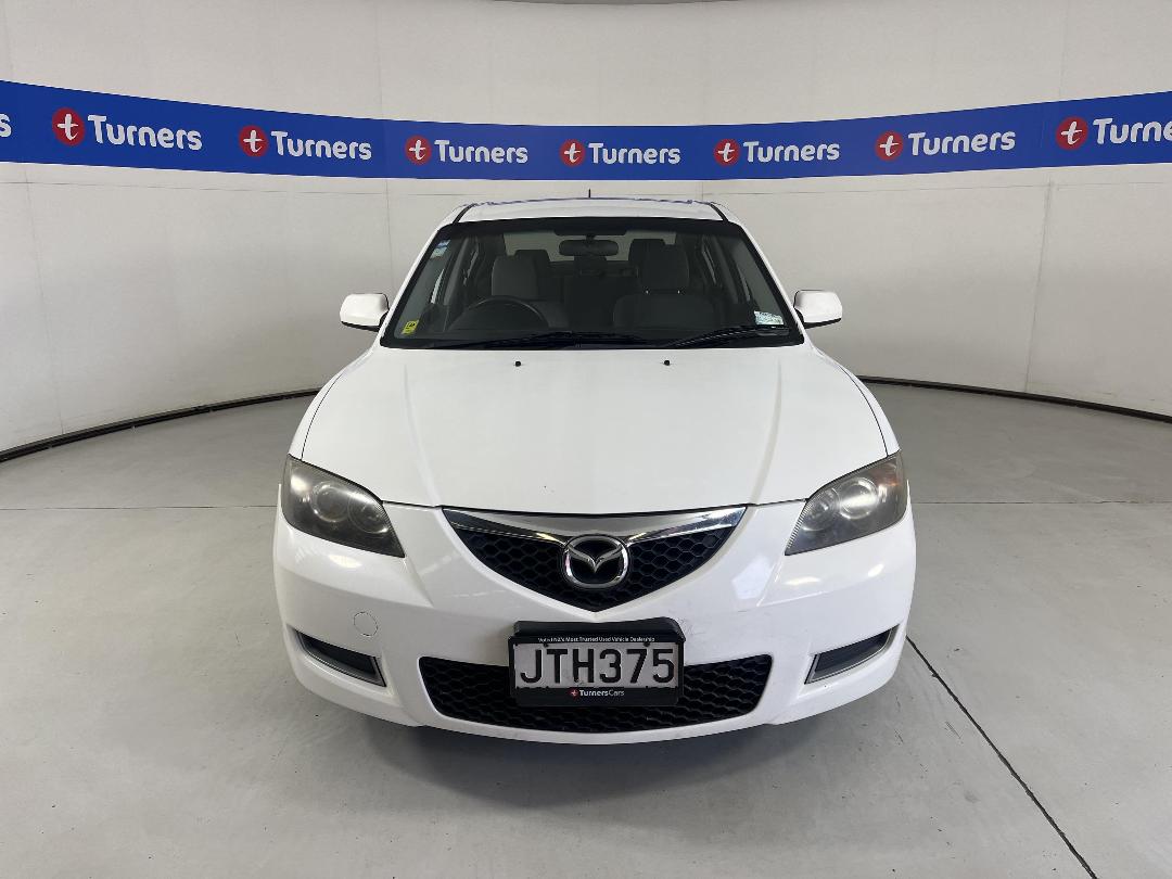 Photo '2' of Mazda Axela