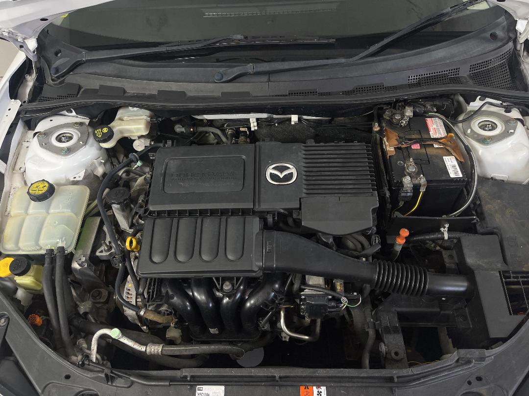 Photo '13' of Mazda Axela