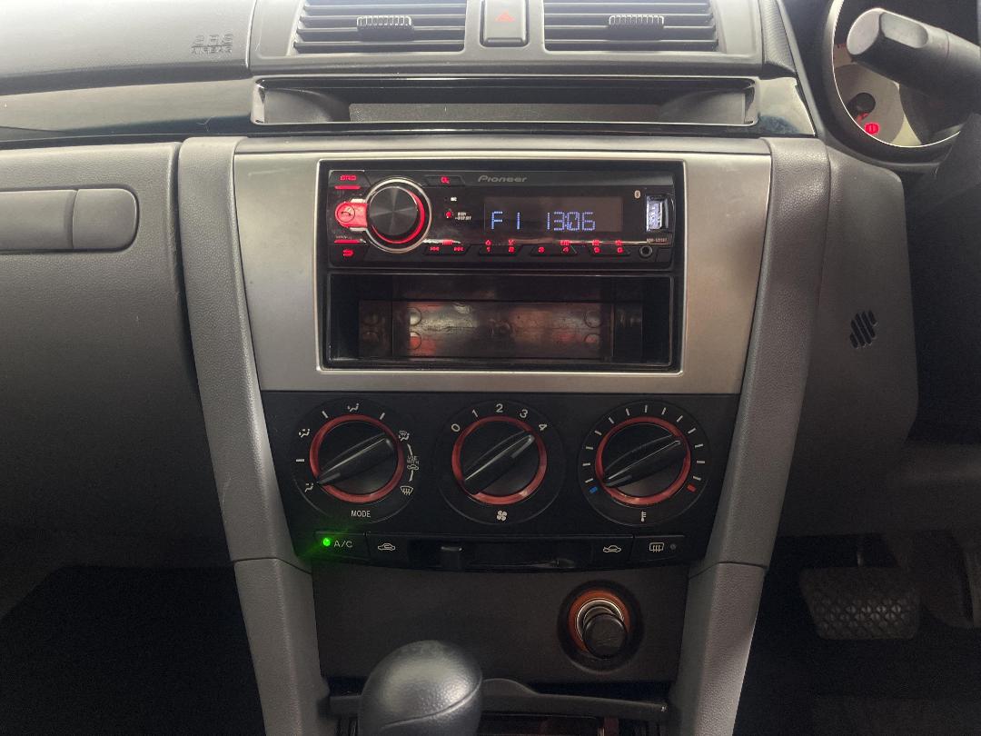 Photo '18' of Mazda Axela