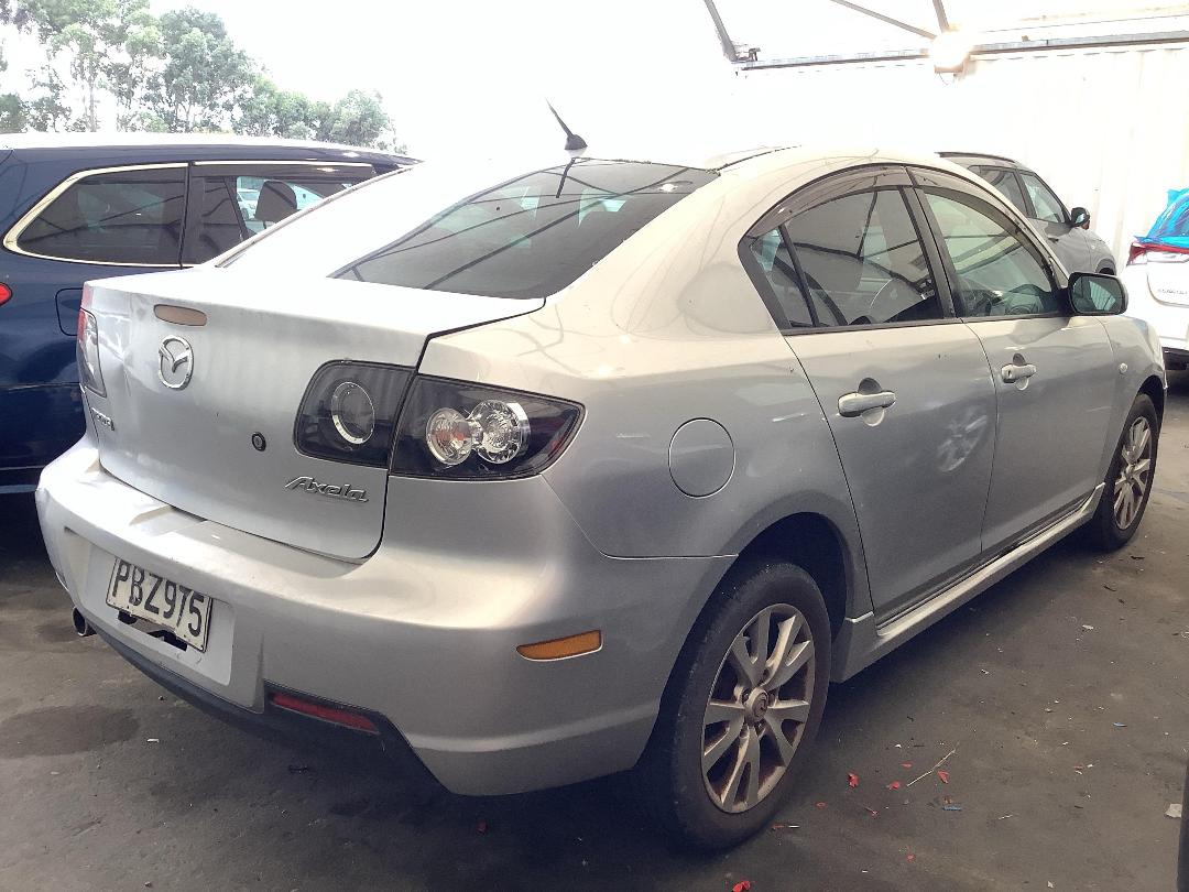 Photo '4' of Mazda Axela