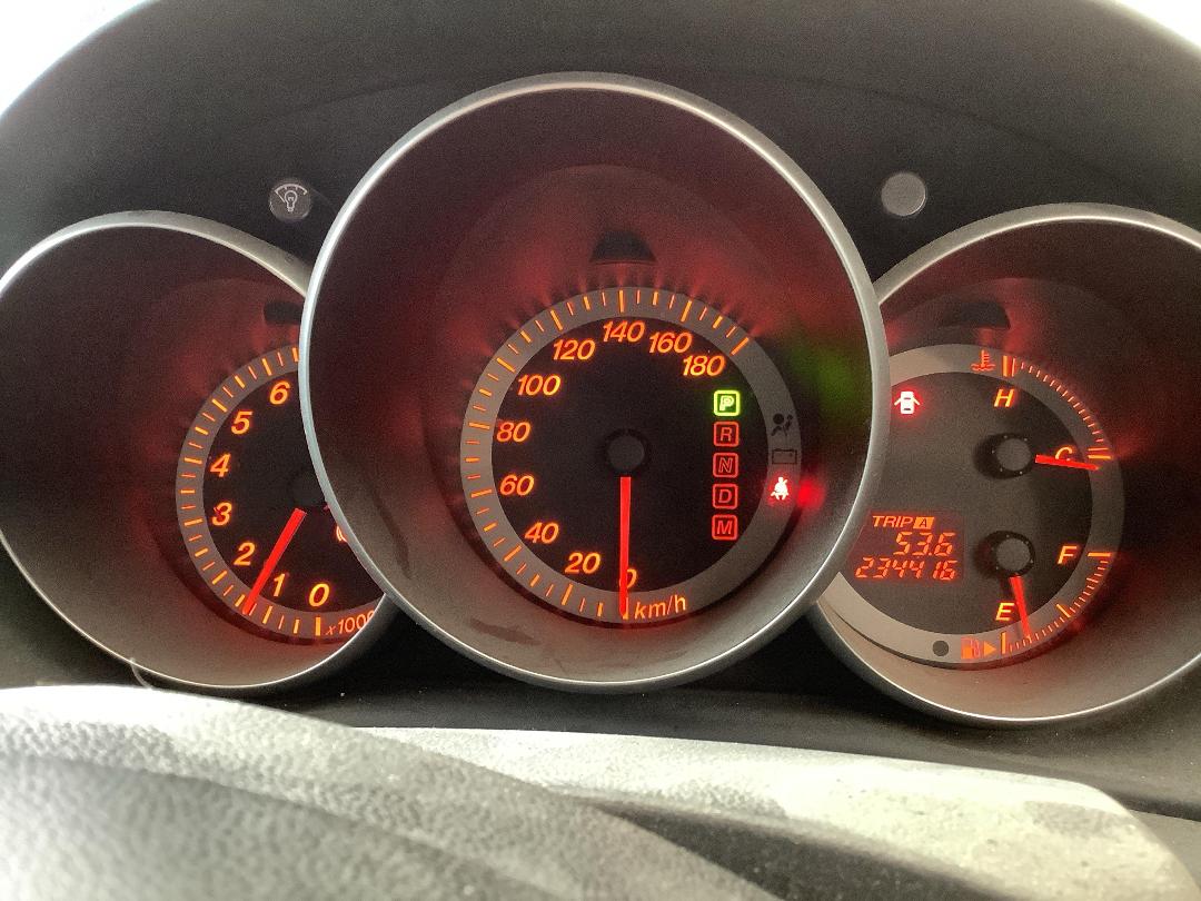 Photo '15' of Mazda Axela