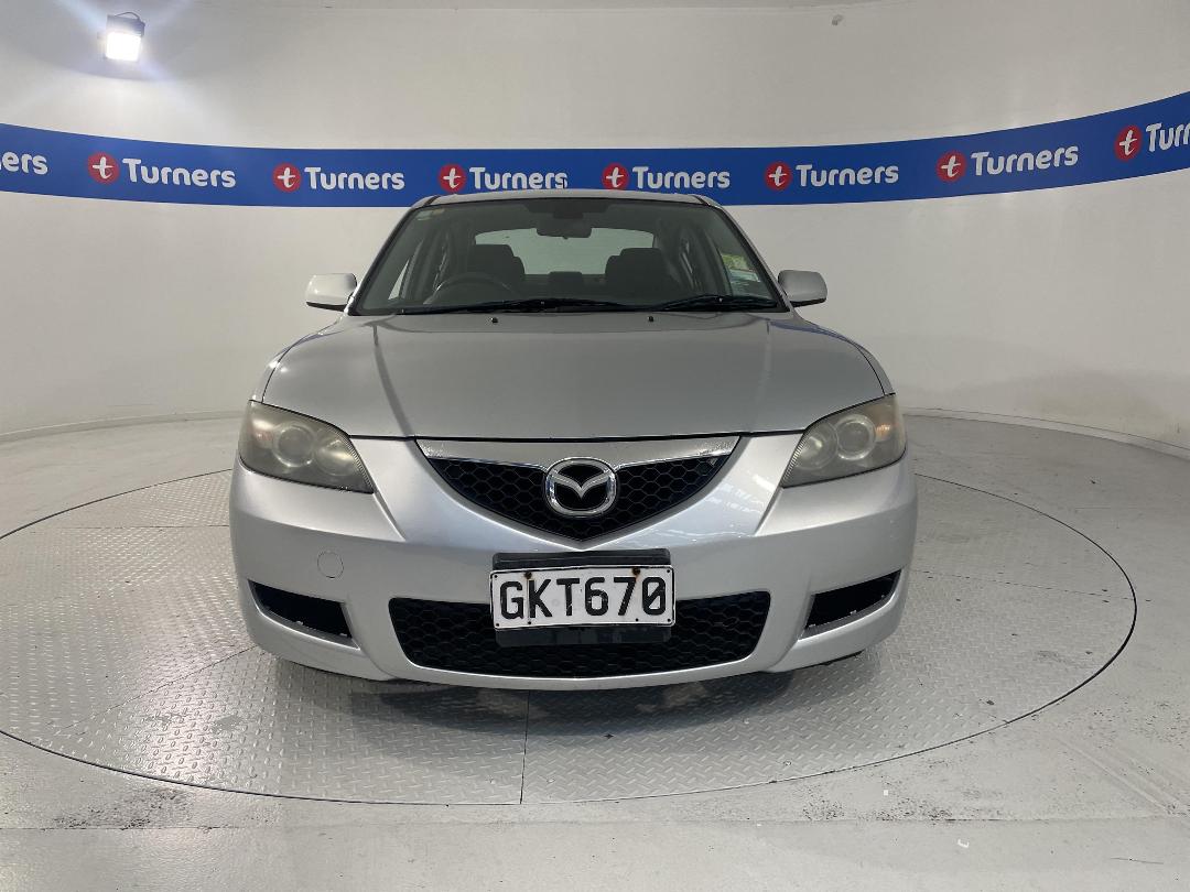 Photo '2' of Mazda Axela Photo '2' of Mazda Axela