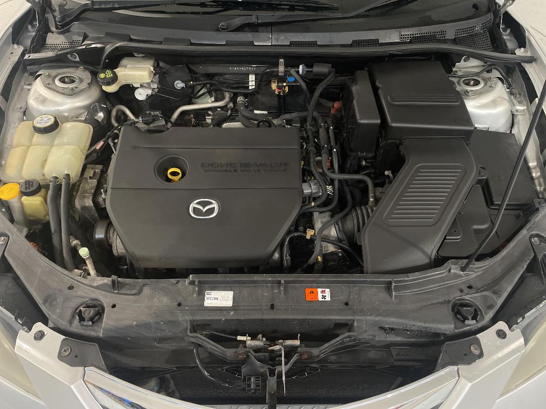 Photo '13' of Mazda Axela Photo '13' of Mazda Axela