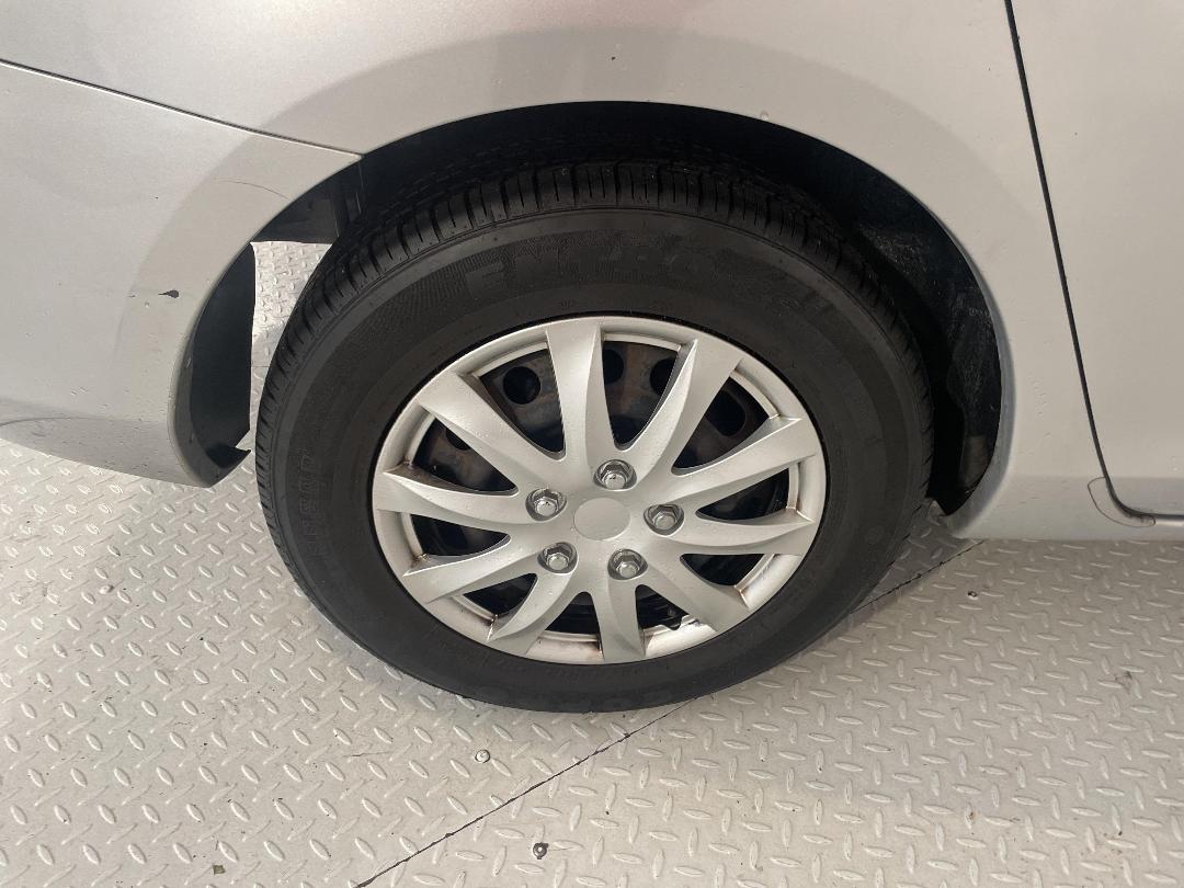 Photo '12' of Mazda Axela Photo '12' of Mazda Axela