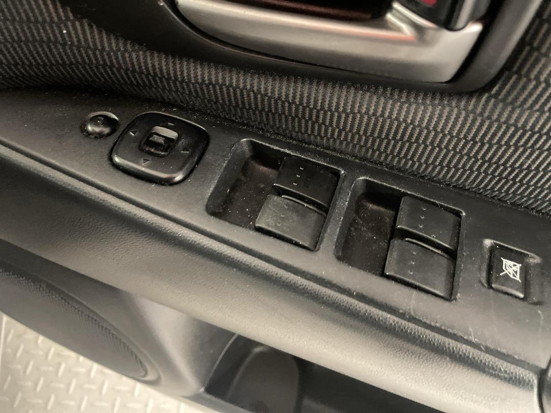 Photo '23' of Mazda Axela Photo '23' of Mazda Axela