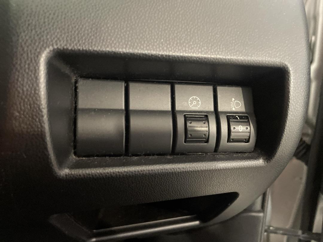 Photo '24' of Mazda Axela Photo '24' of Mazda Axela