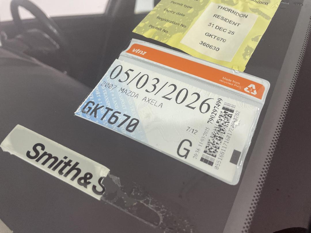 Photo '32' of Mazda Axela Photo '32' of Mazda Axela