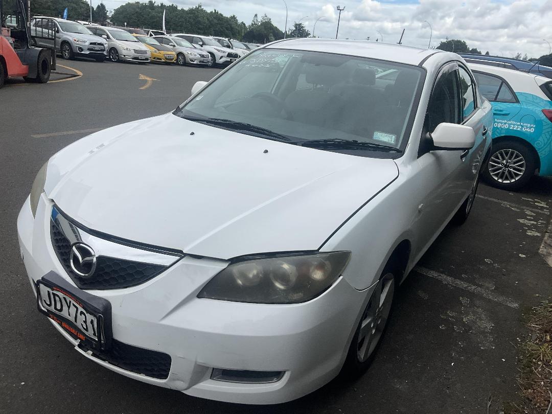 Photo '2' of Mazda Axela