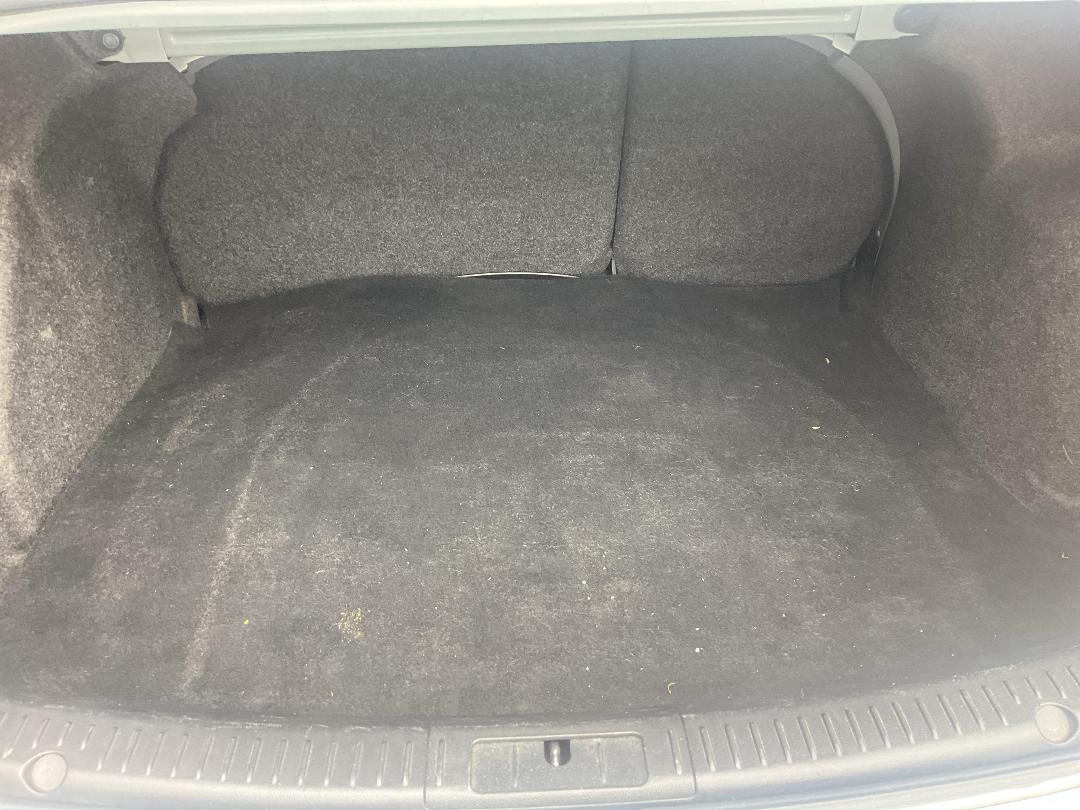 Photo '7' of Mazda Axela