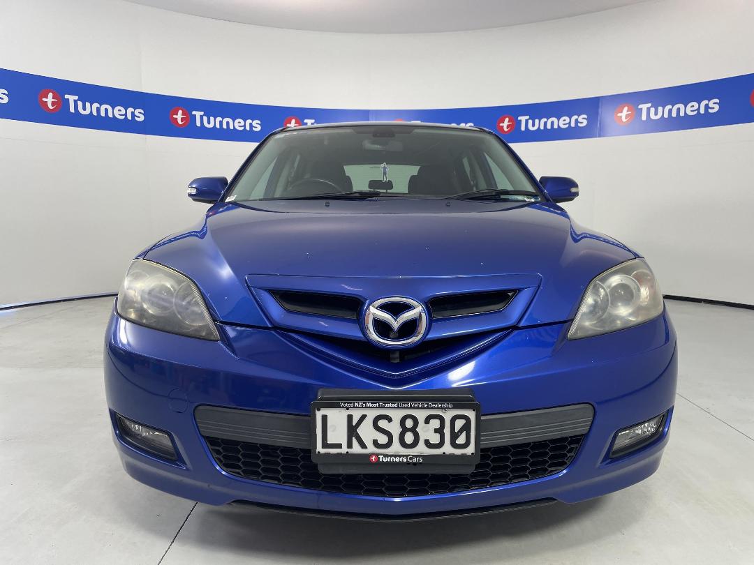 Photo '2' of Mazda Axela Photo '2' of Mazda Axela