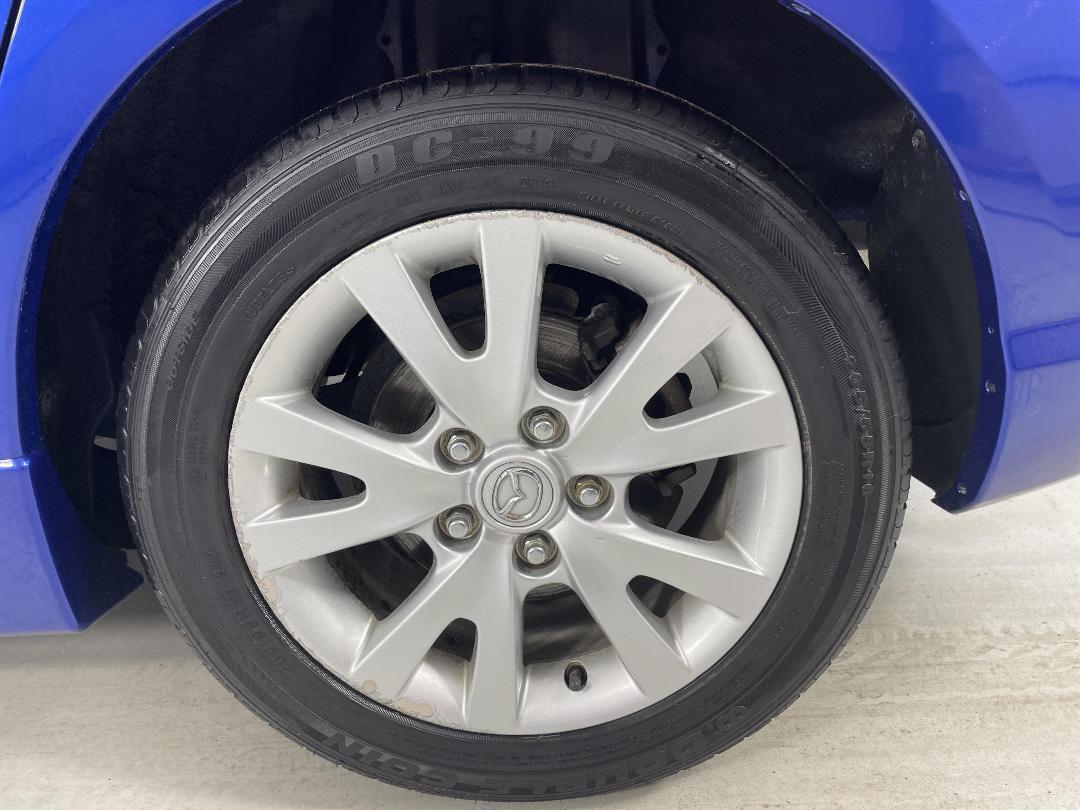 Photo '11' of Mazda Axela Photo '11' of Mazda Axela