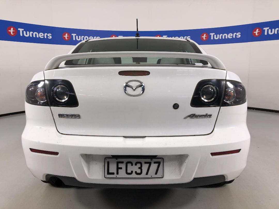 Photo '9' of Mazda Axela Photo '9' of Mazda Axela