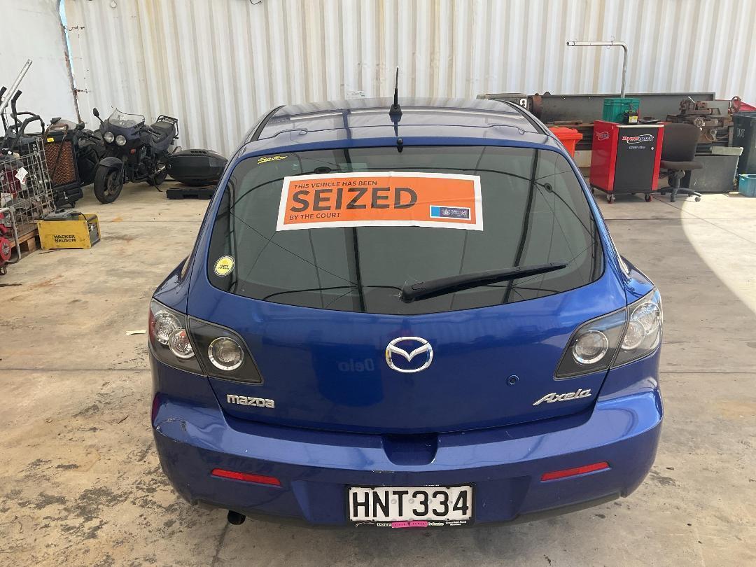 Photo '5' of Mazda Axela