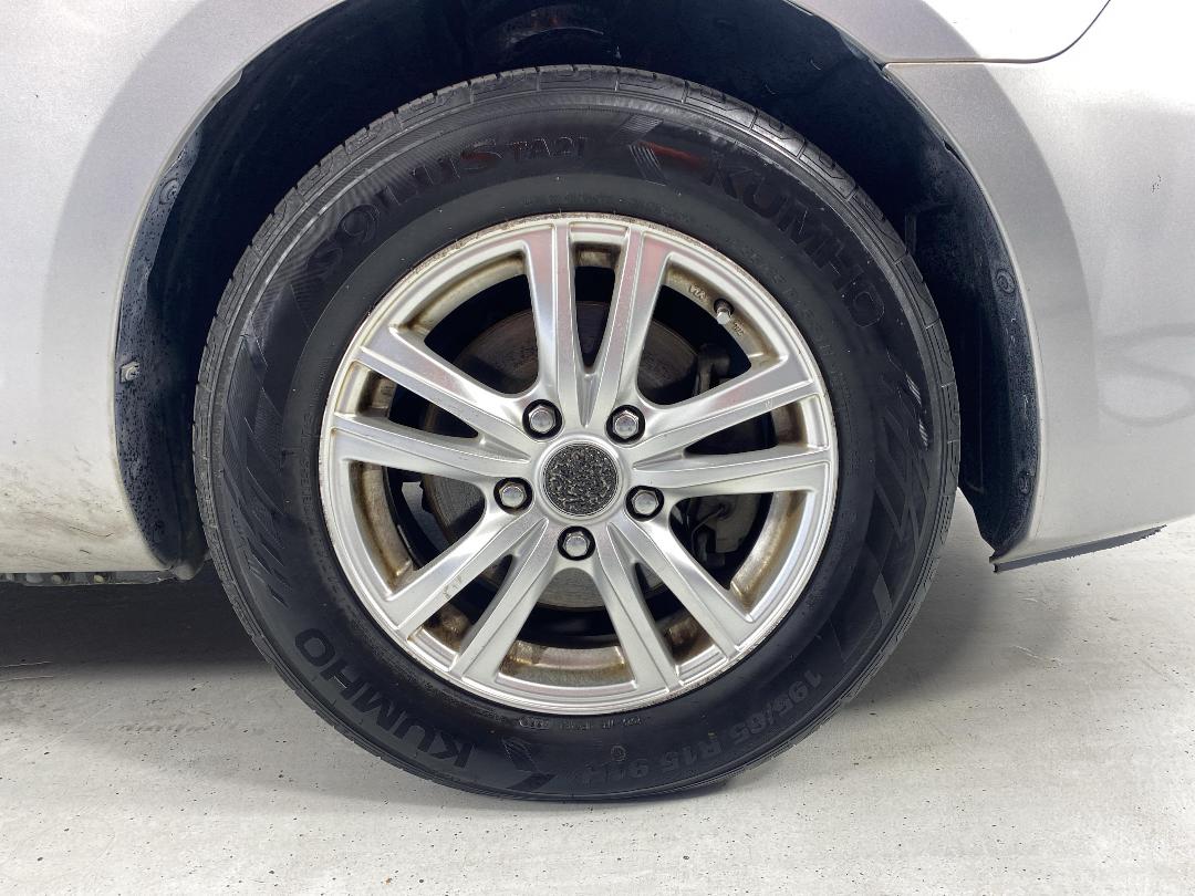 Photo '9' of Mazda Axela