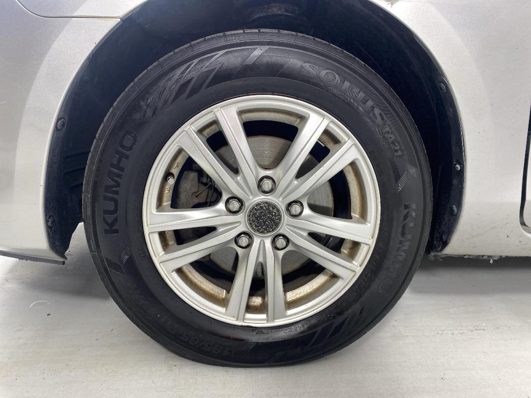 Photo '10' of Mazda Axela