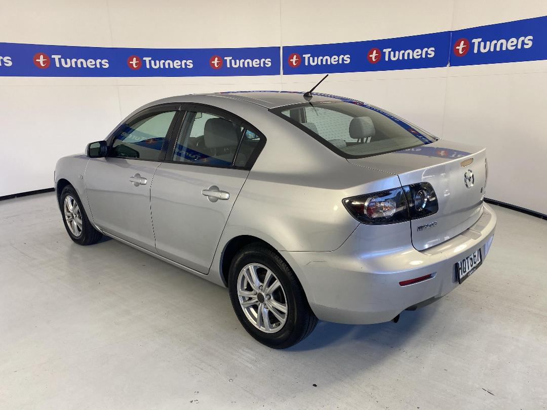 Photo '5' of Mazda Axela