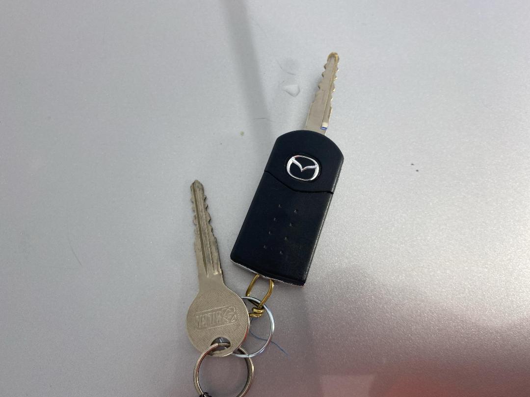 Photo '22' of Mazda Axela