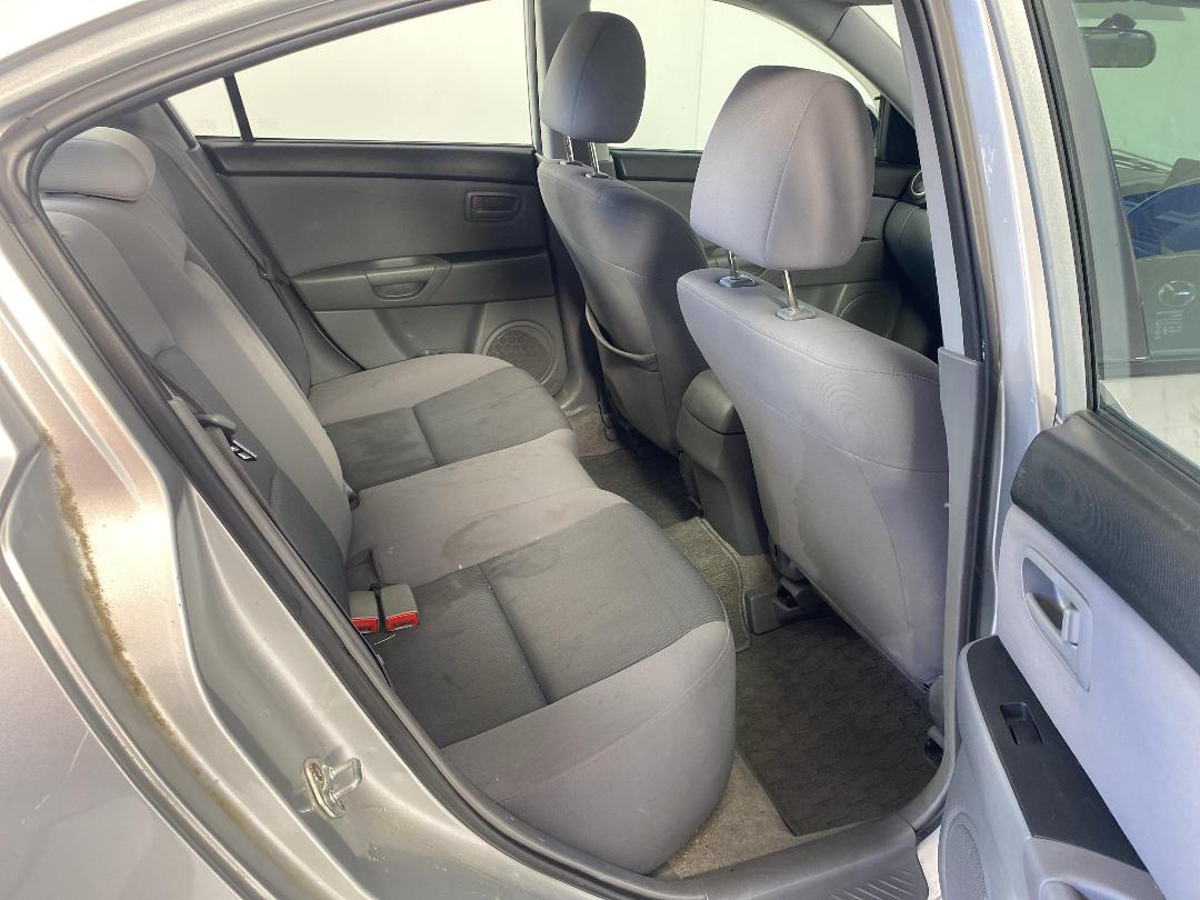 Photo '20' of Mazda Axela