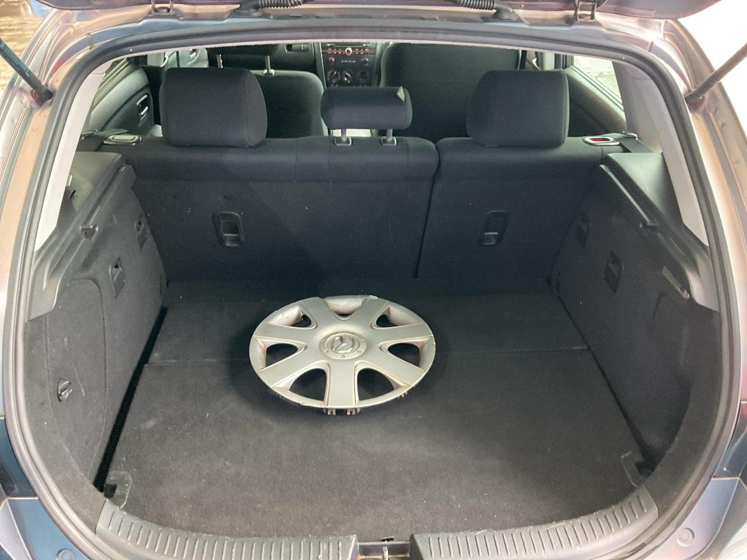 Photo '12' of Mazda Axela